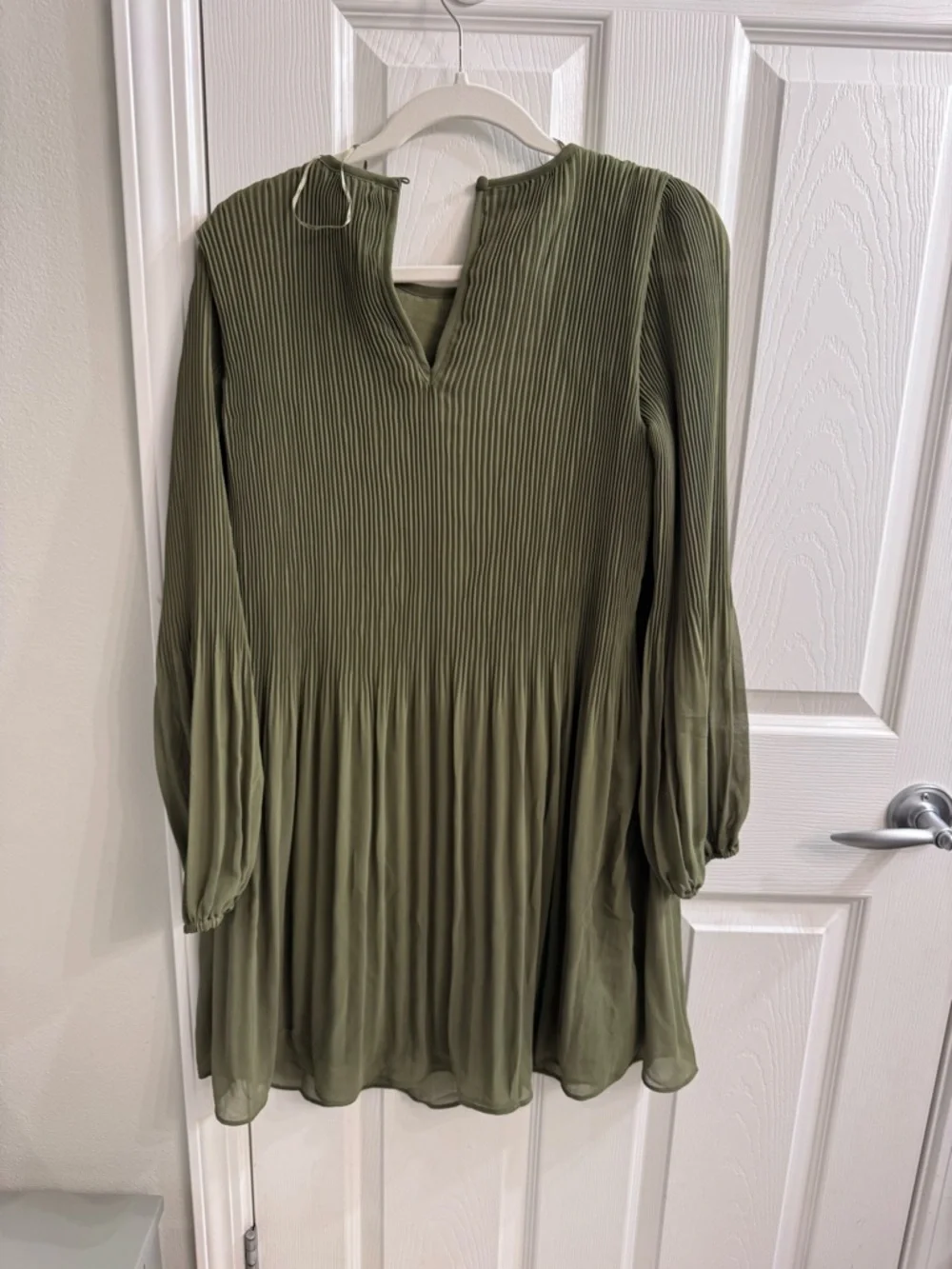 Halogen Olive Green Pleated Long-Sleeve Dress - Picture 3 of 6